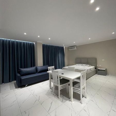Modern Beachfront Apartments Sarandë 외부 사진