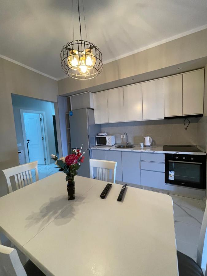Modern Beachfront Apartments Sarandë 외부 사진