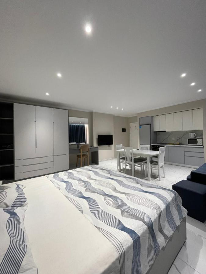 Modern Beachfront Apartments Sarandë 외부 사진