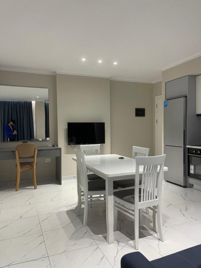 Modern Beachfront Apartments Sarandë 외부 사진